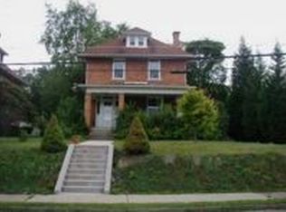 900 Ridge Ave, Coraopolis, PA 15108