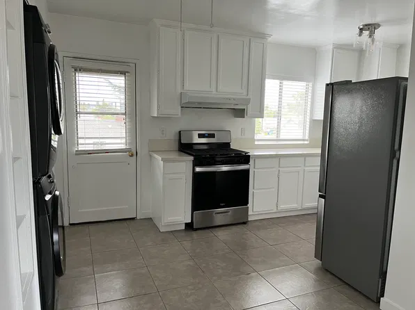 1500 N Buena Vista St APT D, Burbank, CA 91505
