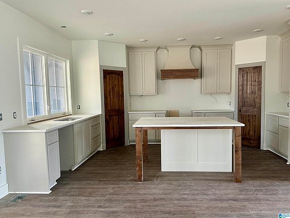 2nd image of 7883 Brae Village Dr