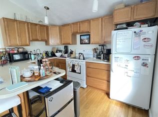 10 Myrtle St, Waltham, MA 02453