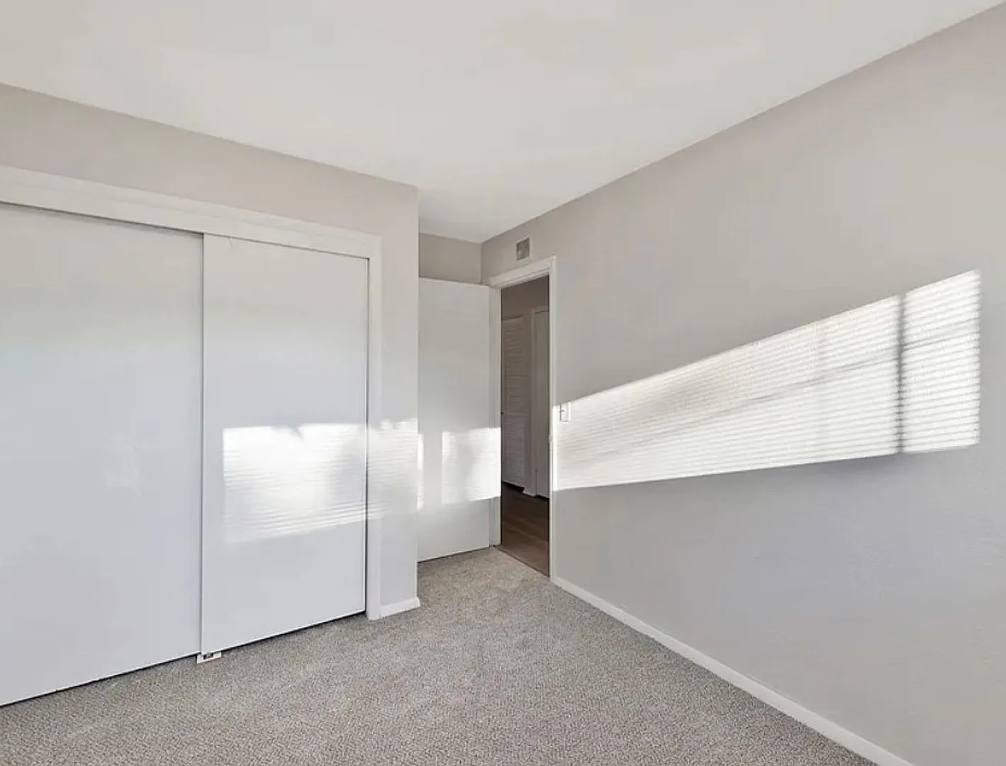 6020 N East Park View St, Park City, KS 67219 — Photo 2