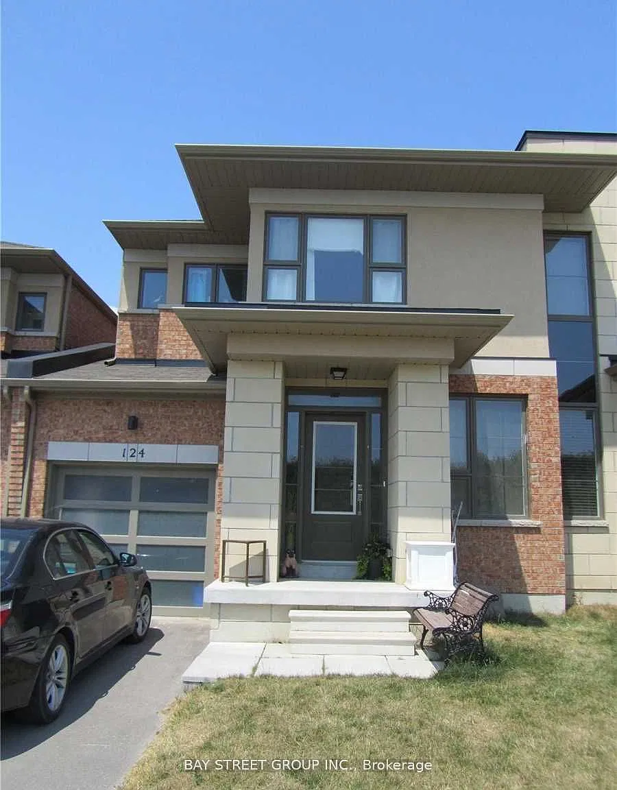 3 bed, $3,150 — Photo 1