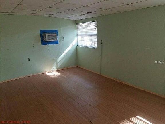 4th image of 4420 58th Ave N