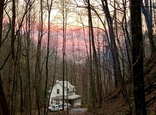 110 Trillium Trail Rd, Townsend, TN 37882