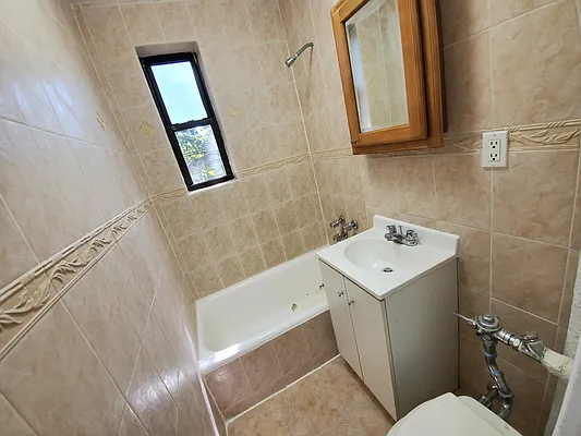 Rented by Ideal Properties Group | media 10