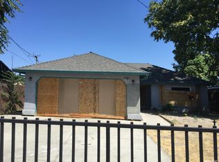 1709 Hillside Dr, Modesto, CA 95354