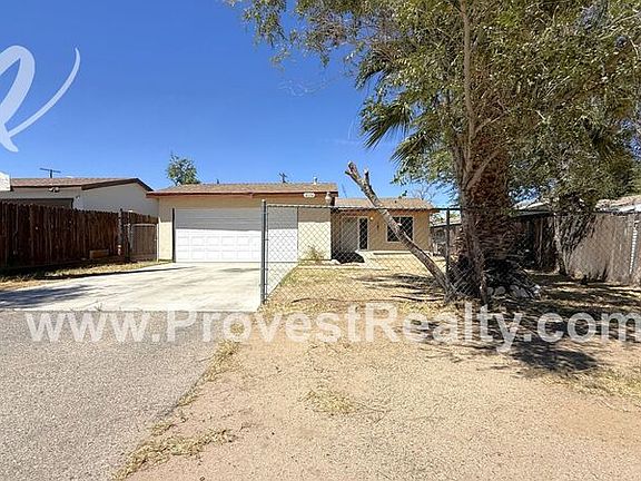 2nd image of 16352 Vine St