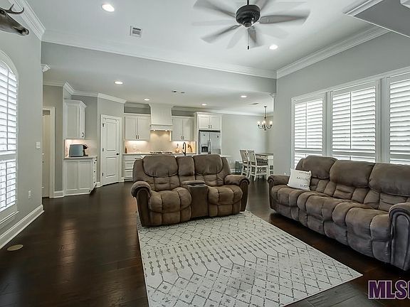 3rd image of 4900 Pointe Prospect Dr