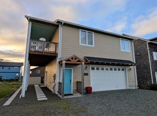 5870 4th St NW, Tillamook, OR 97141