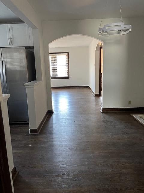 2nd image of 5824 Nottingham Ave #1W
