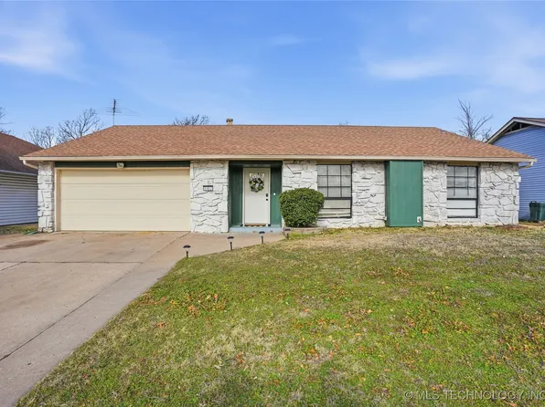 6452 S 32nd West Ave, Tulsa, OK 74132