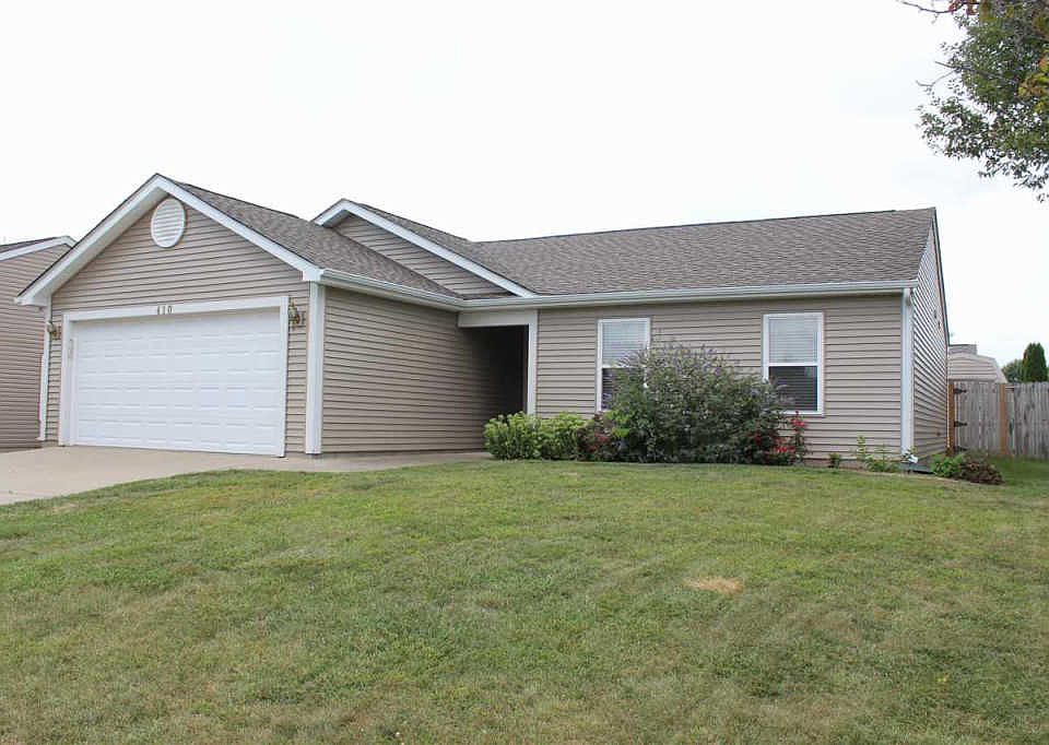 1st image of 410 S Brookfield Dr