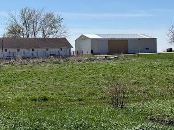 3334 340th St, Radcliffe, IA 50230
