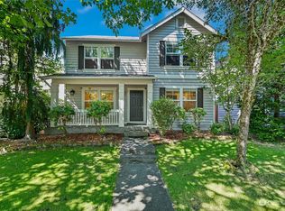 9925 228th Ter NE, Redmond, WA