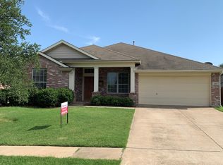 211 Spruce Trl, Forney, TX 75126
