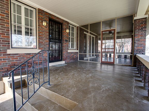 3rd image of 877 N McLean Blvd