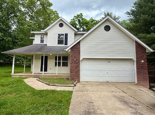 1037 E Emery Ct, Bloomington, IN 47401