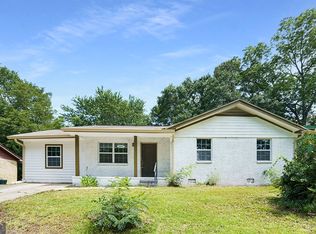 2005 Simmons Ave, College Park, GA 30337