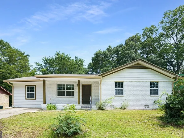 2005 Simmons Ave, College Park, GA 30337