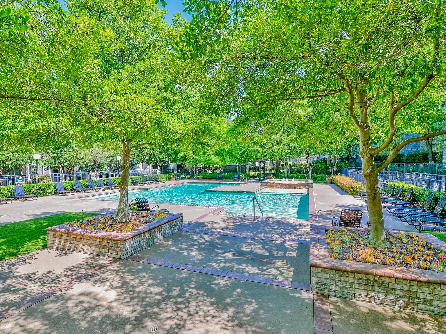 Greyson's Gate Apartments — Photo 4