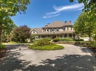 7 Stevens Cir, Westwood, MA 02090