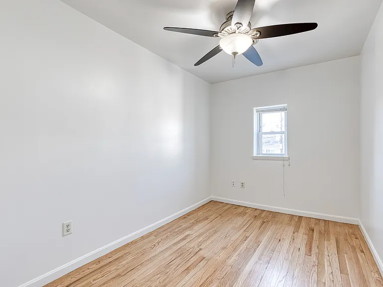 1608 S Hanover St — Photo 13