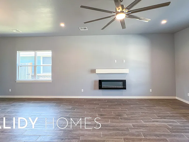 505 Remington Ave — Photo 10