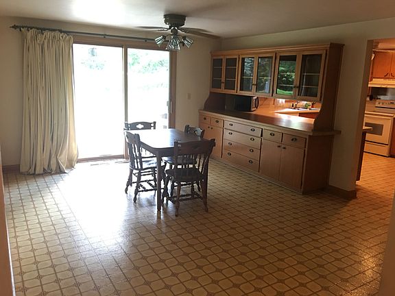 4th image of 10 N 17th Dr