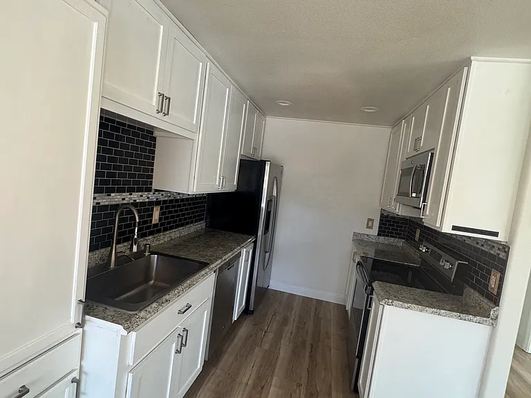 3404 Lockwood Ct #1 — Photo 1