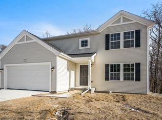 510 Emerald Glen Dr, Manchester, MI 48158