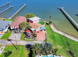 1121 6th St, San Leon, TX 77539