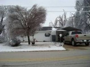 700 W State St, Caraway, AR 72419