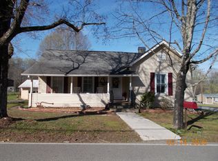 335 Hotwater Rd, Soddy Daisy, TN 37379