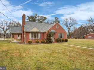 1566 Wilson Ave, Chambersburg, PA 17201