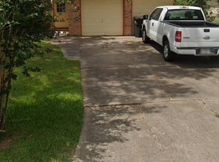 3815 Van Ness Dr, Alvin, TX 77511