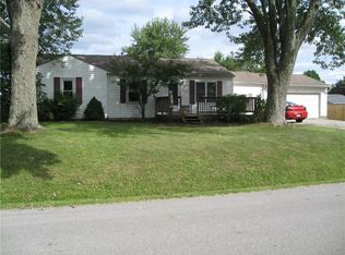 1037 Rita Dr, Greenwood, IN