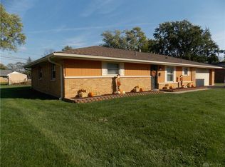 6832 Rushleigh Rd, Englewood, OH 45322