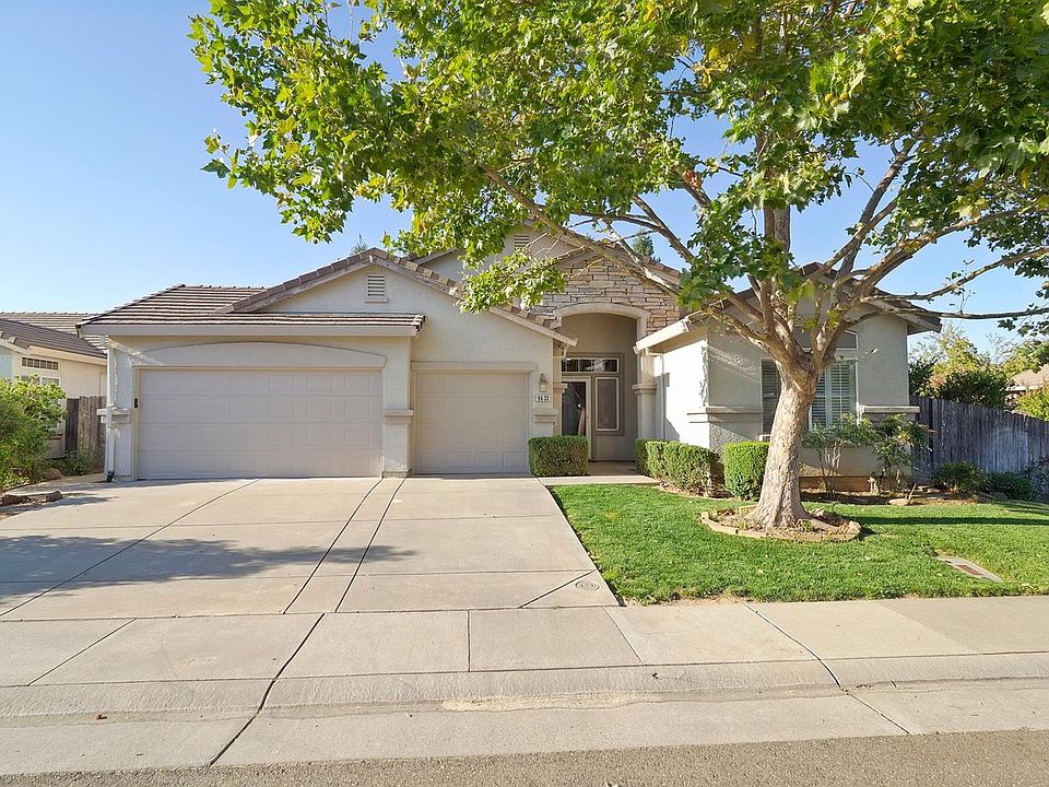 2nd image of 9633 Fetlock Way