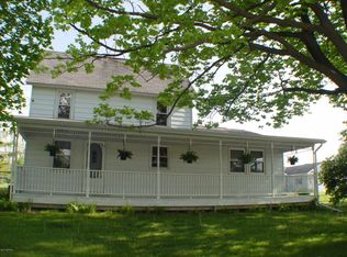 603 E Woodlawn Ave, Hastings, MI