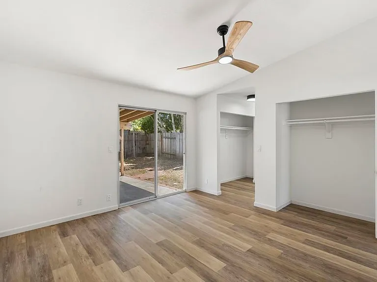 1726 Katy Pl — Photo 5