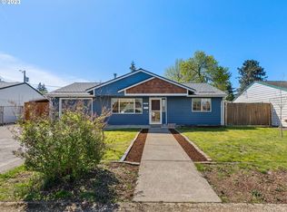 10902 NE Sacramento St, Portland, OR 97220