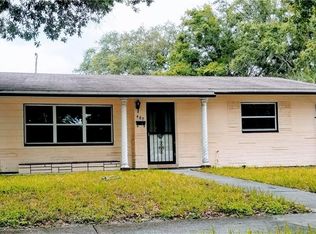 487 86th Ave N, Saint Petersburg, FL 33702