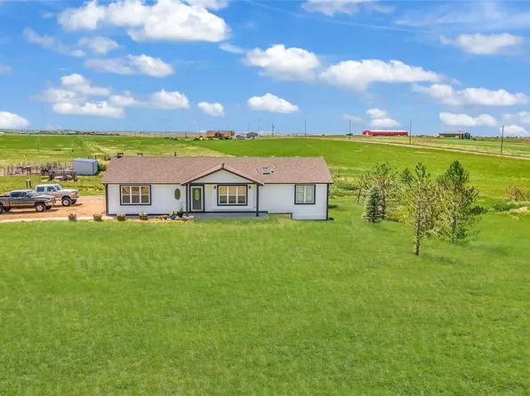 369 S Bonnie Lane, Watkins, CO 80137
