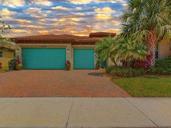 2nd image of 12020 SW Oakwater Court