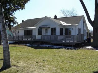 3633 Kawkawlin River Dr, Bay City, MI