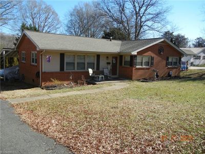 670 Highland Park Dr, Eden, NC, 27288