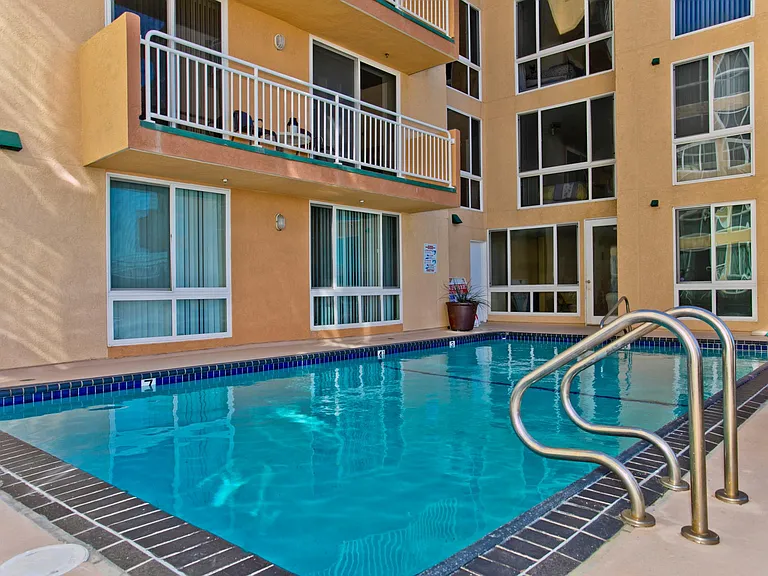 4627 Ocean Blvd #220 — Photo 48