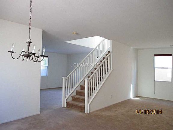 3rd image of 3712 Dustin Lee St