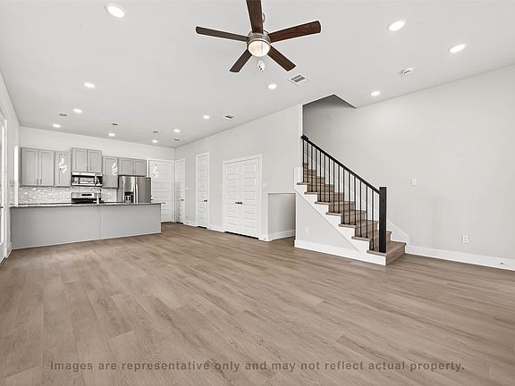 4th image of 10719 Mason Rd #23