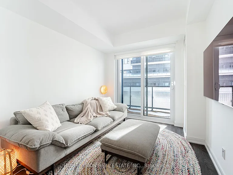 30 Samuel Wood Way E #409 — Photo 10